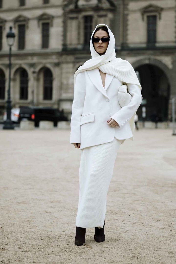 画像: リブニットの存在感が際立つ最旬ホワイト