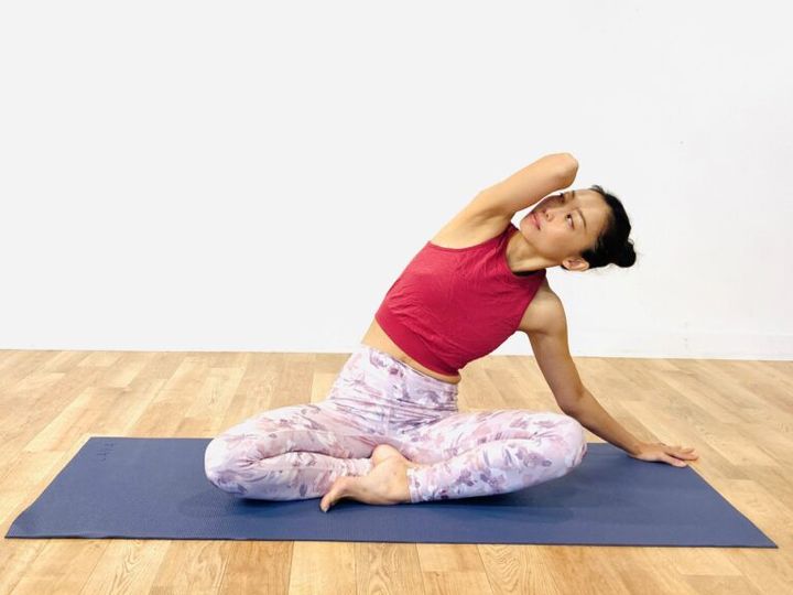 温活ヨガ①あぐら側屈
