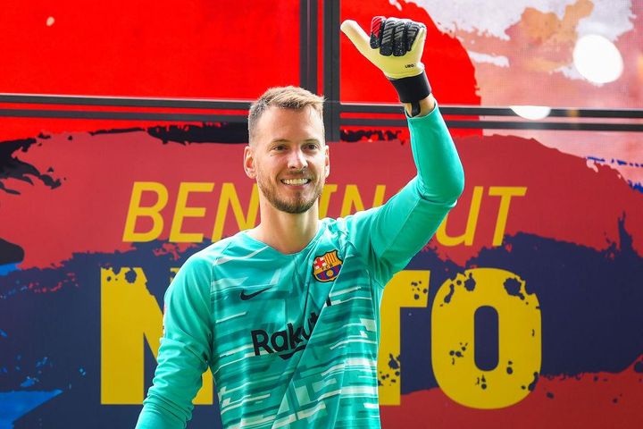 鈴木彩艶が移籍したらどうなる？「世界で最も高額だったゴールキーパー」TOP10