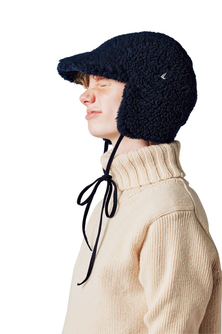 モコモコかわいいオシャレに挑戦！冬のコーデにプラスしたい小物たち