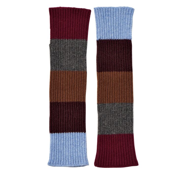 モコモコかわいいオシャレに挑戦！冬のコーデにプラスしたい小物たち