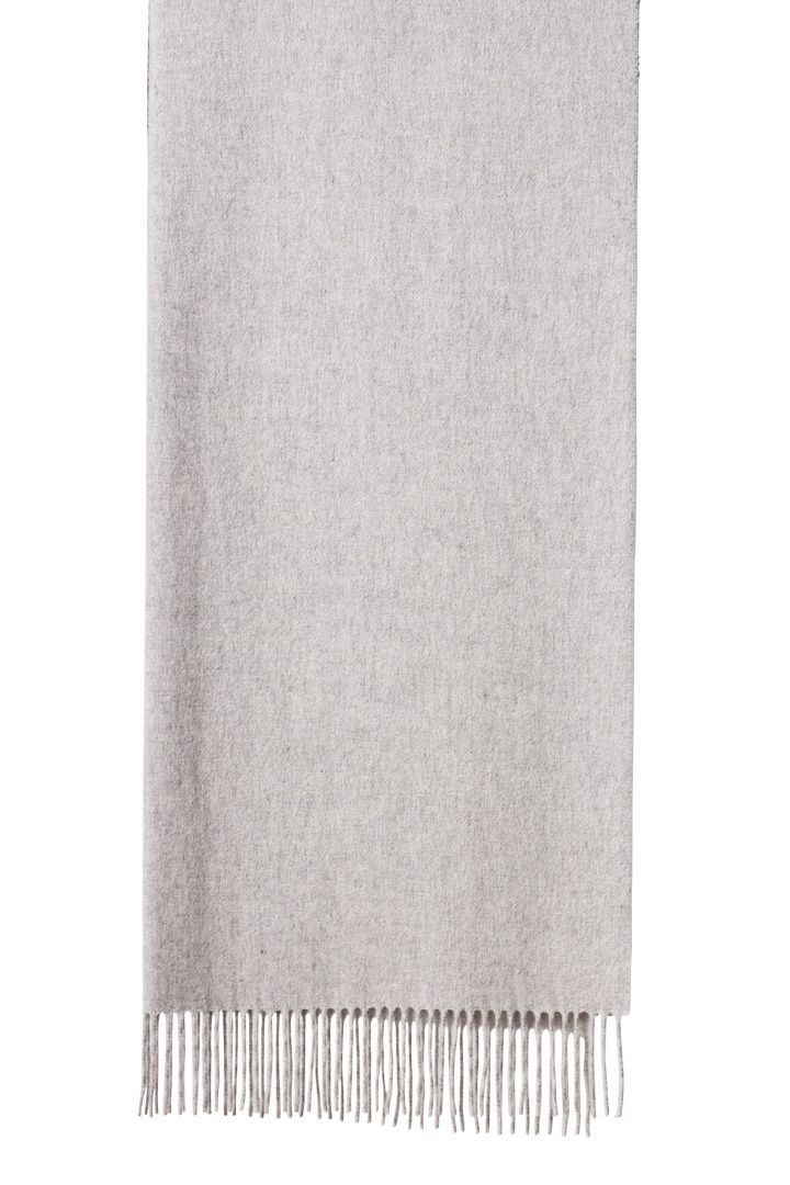 モコモコかわいいオシャレに挑戦！冬のコーデにプラスしたい小物たち