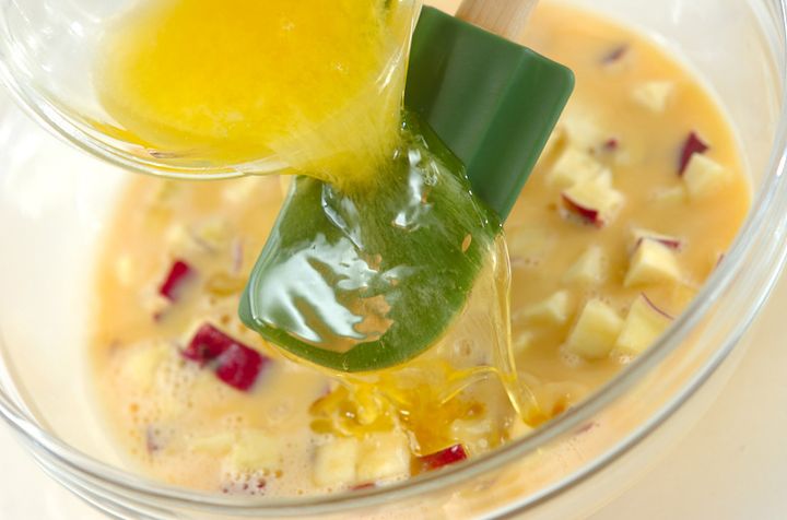 炊飯器でサツマイモケーキの作り方1