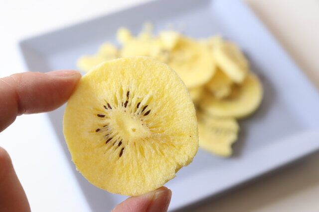 ダイソーのフルーツチップス キウイ