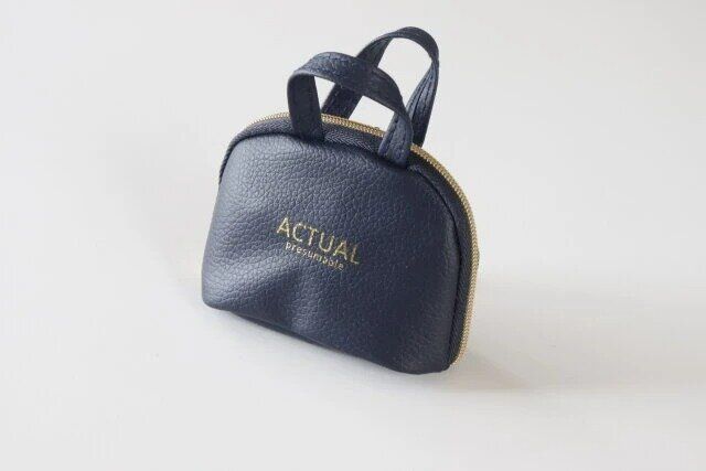 ダイソー 折りたたみエコバッグ（ミニポーチ付き） パッケージ