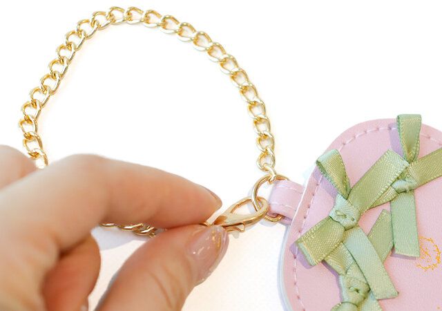 宝島社ムック付録のメゾン ド フルールのいちごチャーム2