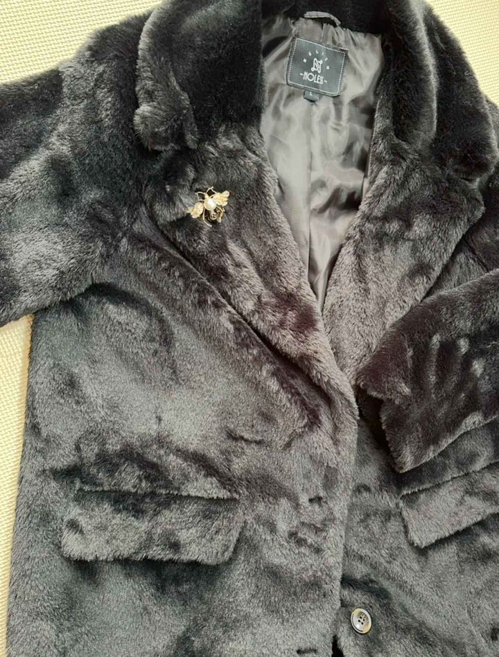 画像: しっかりと両サイドにポケットつき！