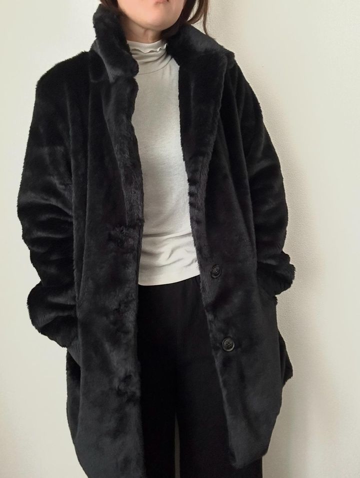 画像: ボタンを外してもしっかりあったかい！