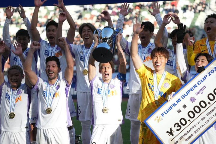 「あのときに観ていた舞台に立てた」日本代表守護神が、9大会ぶりのタイトル奪取に成功