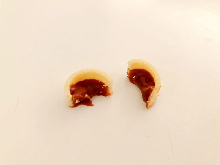 半分に割った生ポテチョコ