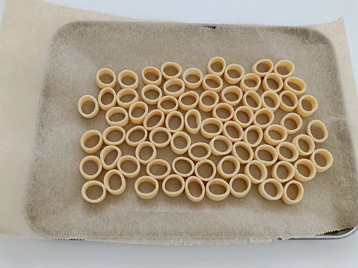 ポテコを並べる