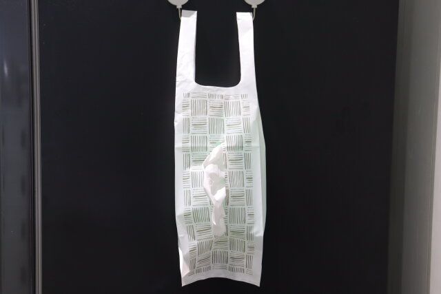 キッチンペーパーストッカー（3枚、バイオマス25％、格子柄） 使用例