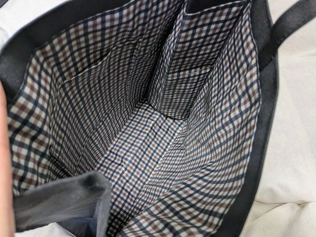 フォーマルシーンで大活躍できるマナーバッグ