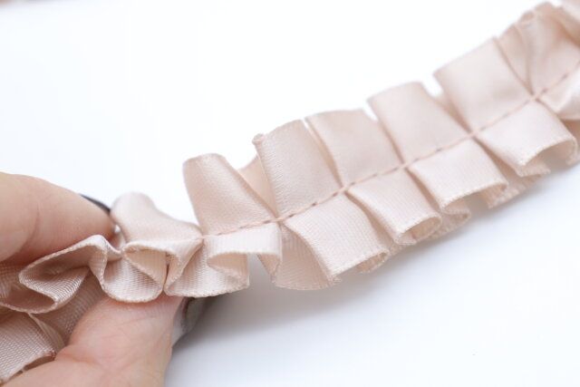 フリルショルダーストラップ（ストラップカード付き） フリルデザイン