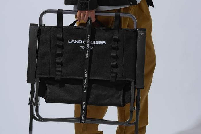 レードチェア 折りたたみ状態