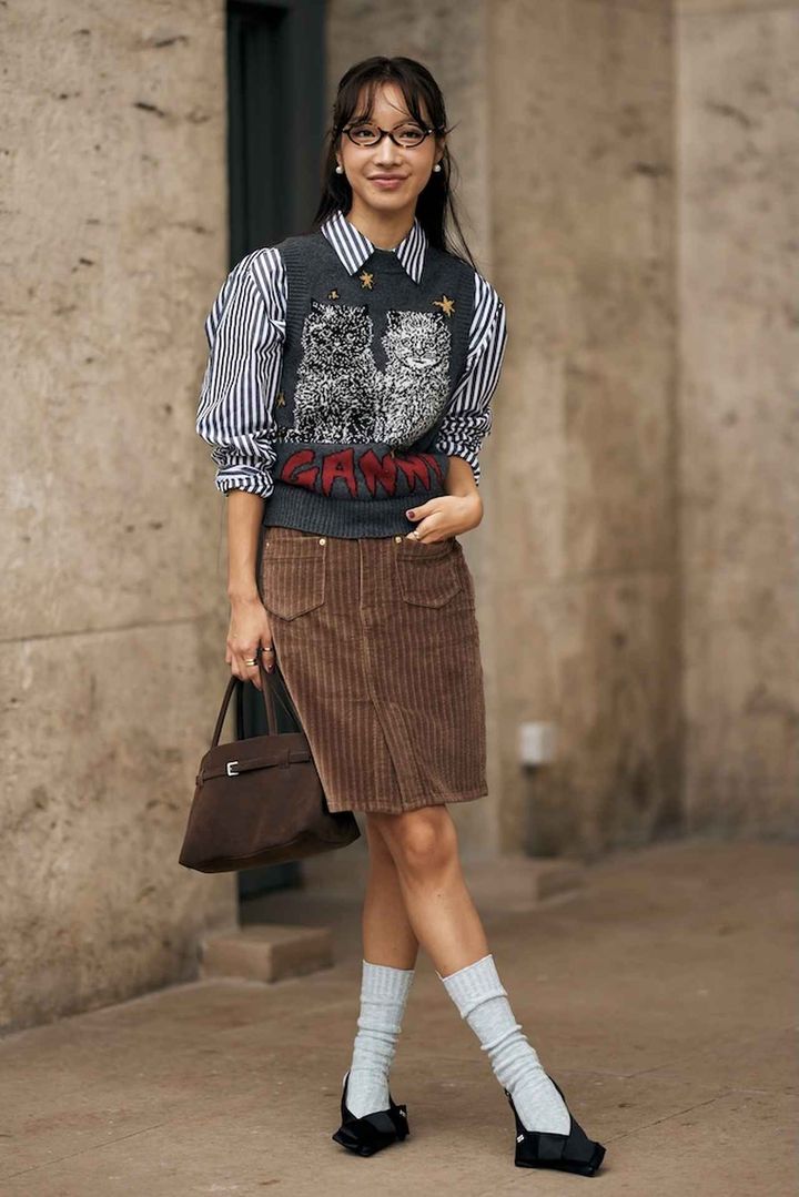 画像: モカ・ムースのスカートでプレッピーを一新