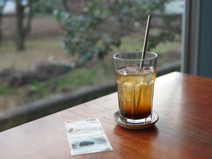 もちっとした玄米ごはんが絶品。野菜たっぷりの「ヴィーガン・プレート」が味わえる国分寺のオーガニックカフェ「カフェスロー」