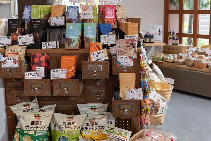 罪悪感のないチョコレートやスナック菓子は旅中のお供に