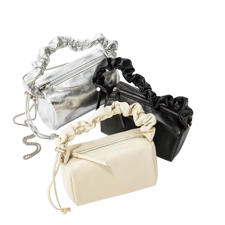 チェーン付きショルダーバッグ