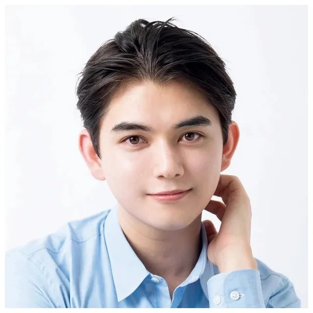 メンズにおすすめのリップ14選｜唇に潤い・血色を加えて好印象に！_3