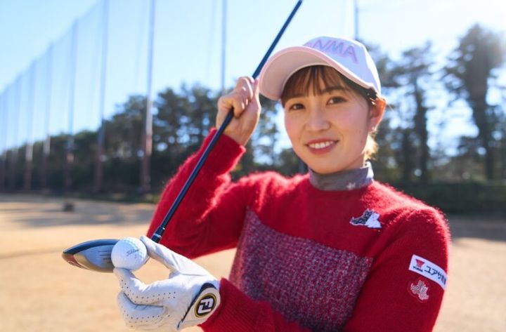 冬の芝でFWをうまくミートする方法！「当てて終わり」のイメージが正解