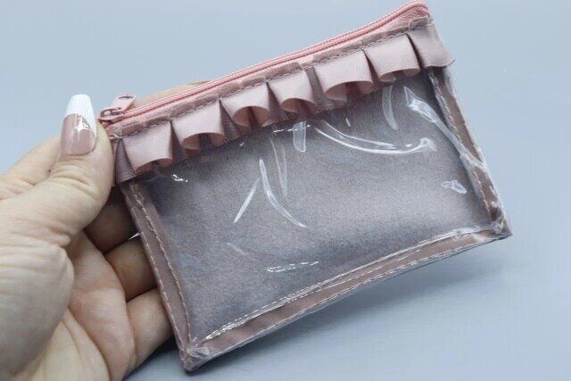 ダイソー 推しポーチ フリル