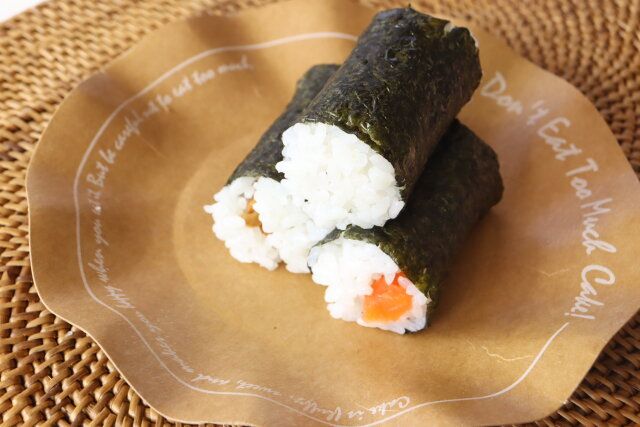 ダイソー のり巻きメーカー（細） のり巻き 完成例