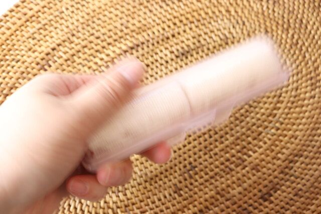 ダイソー のり巻きメーカー（細） 振る