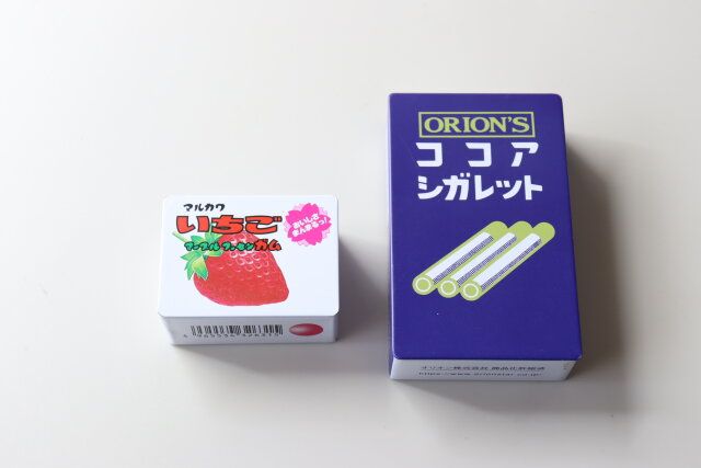 ダイソーのNo.3263 缶ケース マーブルガムとNo.3264 缶ケース ココアシガレット