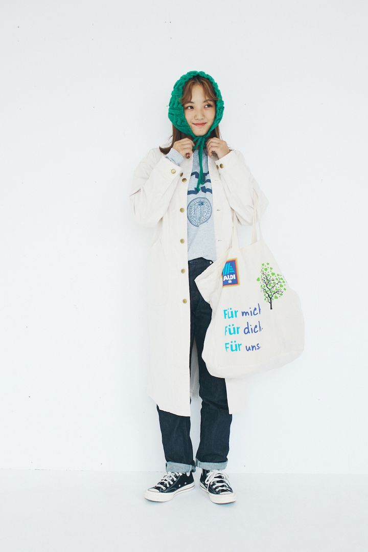 冬の重ね着に効く“ロゴアイテム”コーデ5選。カジュアルなアクセントに最適【FUDGE FRIEND おしゃれさんの毎日コーディネート】