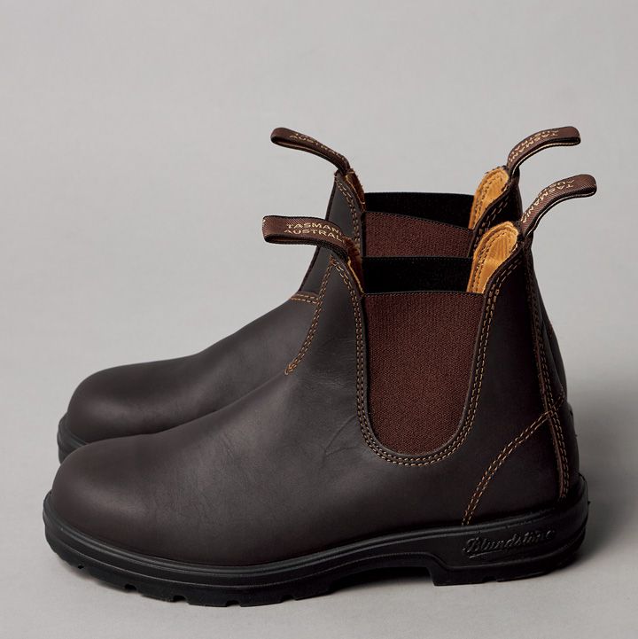 コーデがオシャレに引き締まる！足元はかっちりレザーシューズで決まり