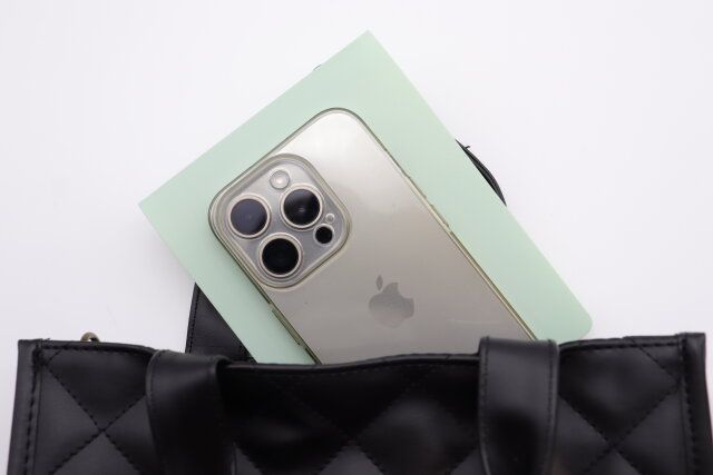 コンパクト カラーバインダー くすみカラー サイズ感