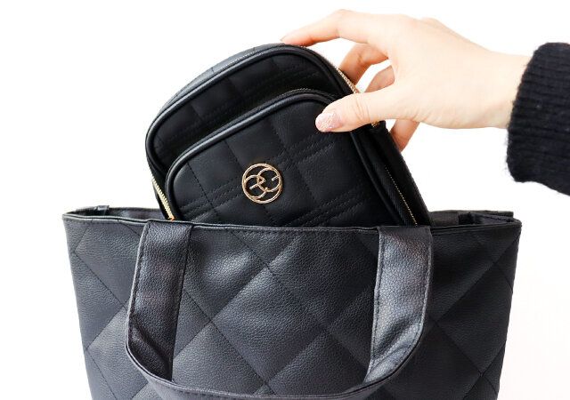 EGOIST Logo Shoulder Bag 持ち運びポーチ