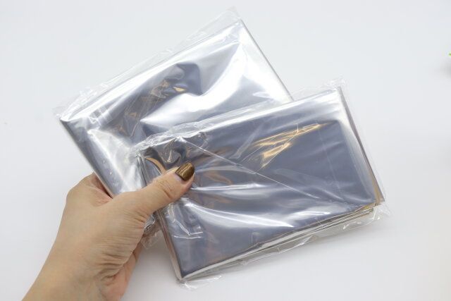 ダイソー 緊急簡易ブランケット（静音タイプ）1