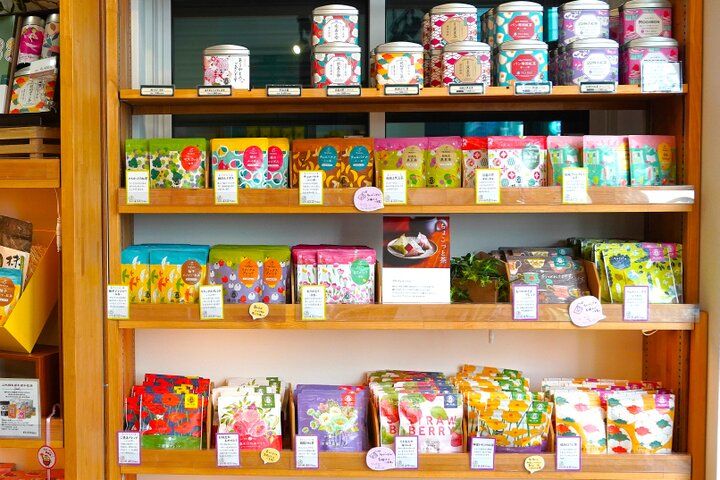 もっとお茶の時間が楽しくなる♪こだわりのお茶を約200種類そろえる「椿宗善 横浜元町店」