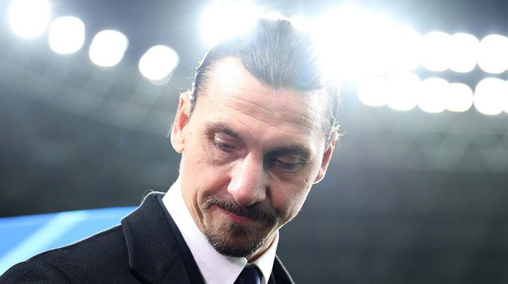 猫背にイラッ！？43歳のレジェンドOB、21歳若手選手の姿勢を会見場で正す