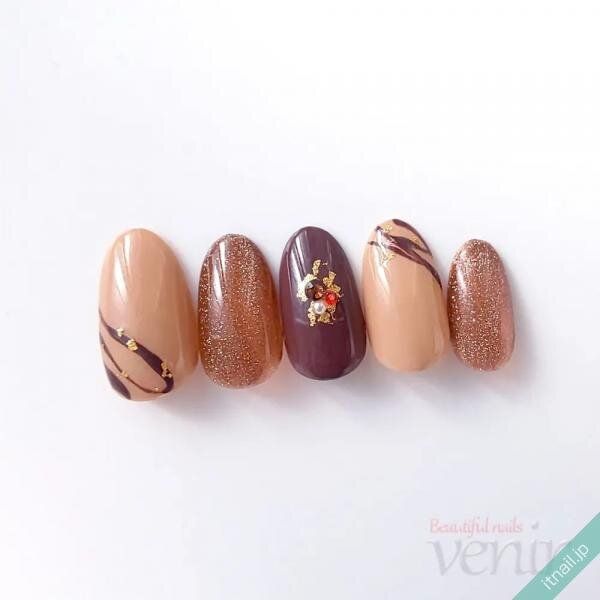 Venirが投稿したネイルデザイン [photoid:I0109693] via Itnail Design (746633)