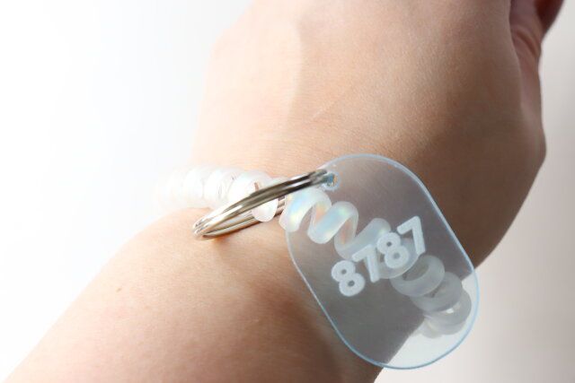 ダイソー スプリングキーホルダー（サウナモチーフ） デザイン