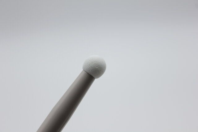 セリアのスティックパフ キノコ型 小 先端