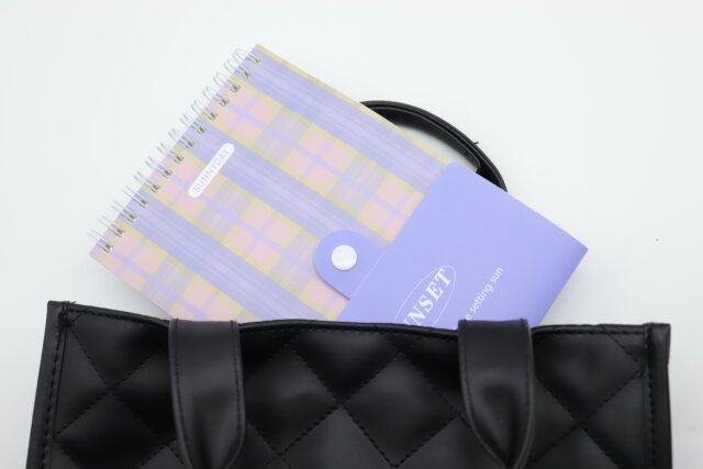 スタンドリングノート（B6、40枚） コンパクト