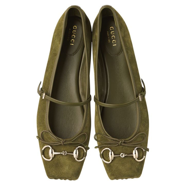 シューズ（参考色）￥148,500／GUCCI