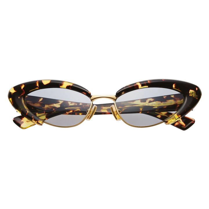 サングラス ￥71,500／BOTTEGA VENETA