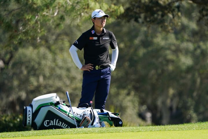 合計すると一体おいくら？14社とスポンサー契約、女子プロのウェアに注目