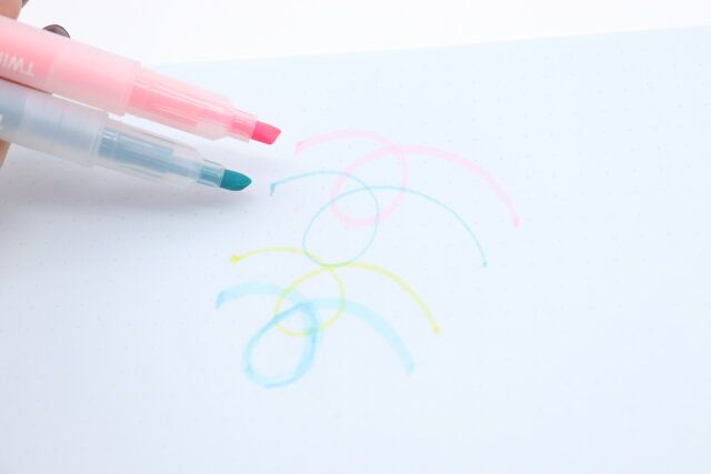 ツインパステルカラーマーカー2本セット 書き心地