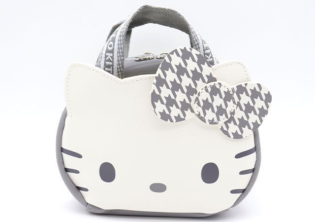 宝島社ムック付録のハローキティとブリルミーの中身が見えて時短がかなうズボラに優しいコスメポーチ2