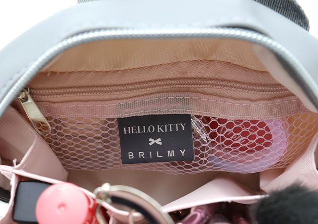 宝島社ムック付録のハローキティとブリルミーの中身が見えて時短がかなうズボラに優しいコスメポーチ8