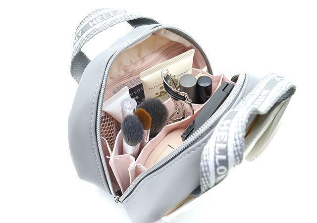 宝島社ムック付録のハローキティとブリルミーの中身が見えて時短がかなうズボラに優しいコスメポーチ11