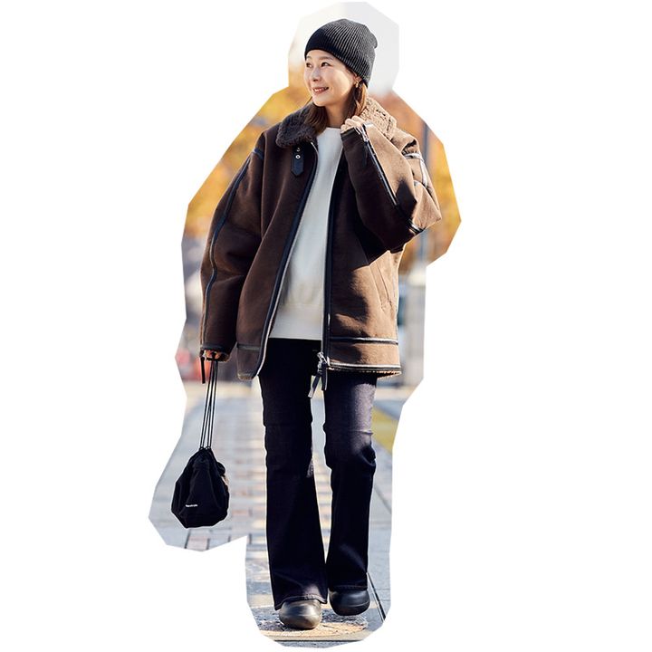 ブラウンのムートンコートで今どきにアップデート