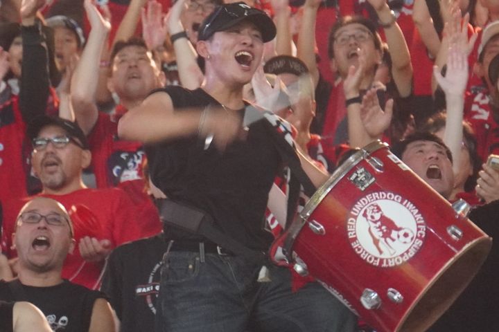 【インタビュー】躍進のいわきFCを支え続ける陰の功労者、浜を照らし続けるサポーターたちの姿を追う