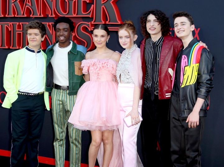 画像: ミリー・ボビー・ブラウンが坊主にした時のことを語る